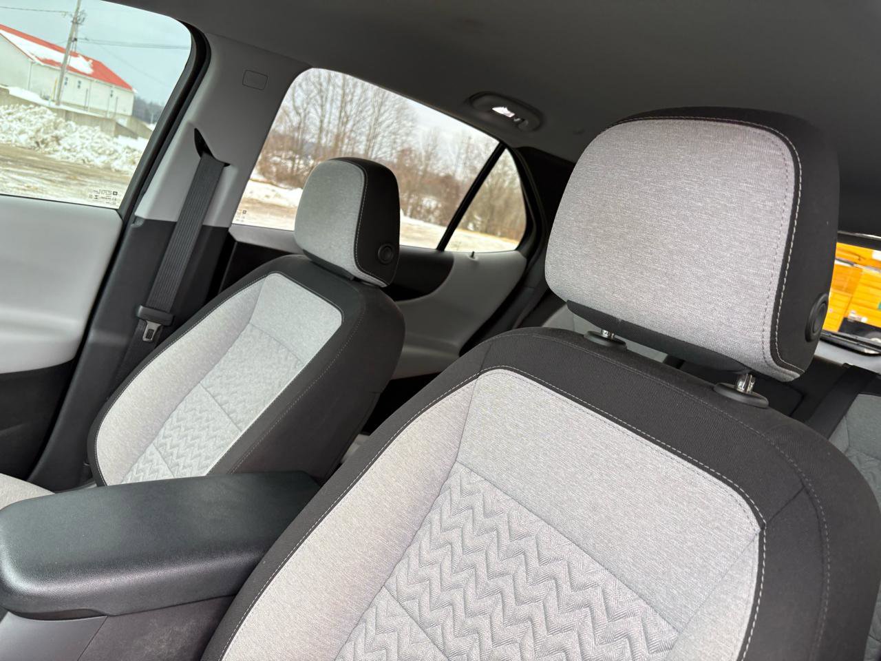 Used 2024 Chevrolet Equinox LS w/ LS Convenience Package image 18