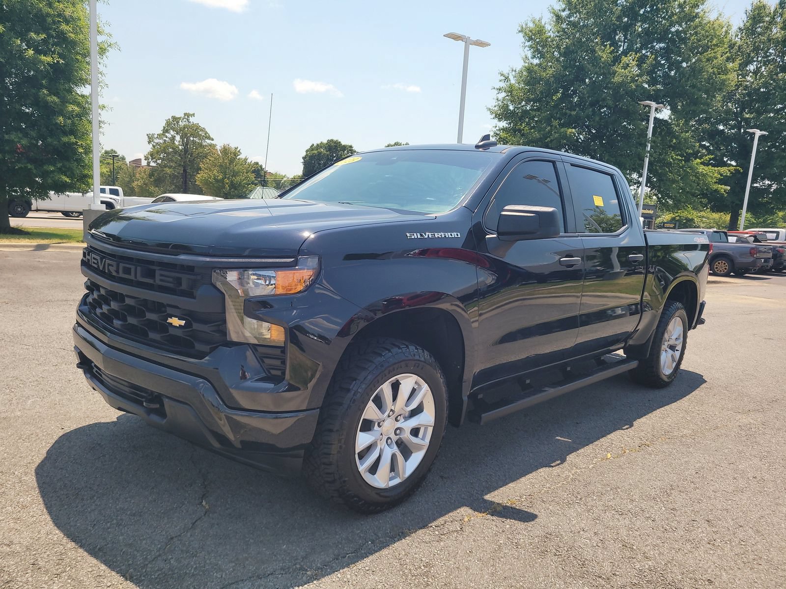 Used 2023 Chevrolet Silverado 1500 Custom AWD/4WD image 7