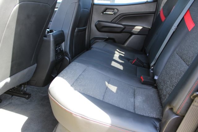 Used 2023 Chevrolet Colorado Z71 w/ Z71 Convenience Package 2 AWD/4WD image 42
