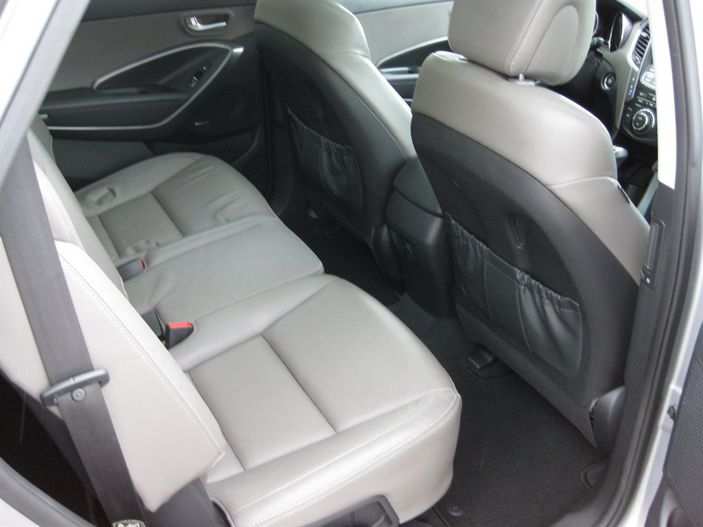 Used 2015 Hyundai Santa Fe GLS w/ Option Group 03 FWD image 35