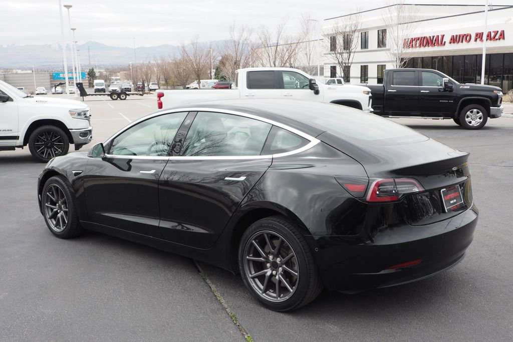 Used 2019 Tesla Model 3 Standard Range Plus image 7