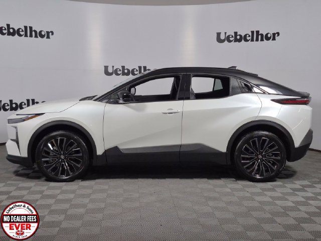 New 2026 Toyota C-HR AWD/4WD image 4