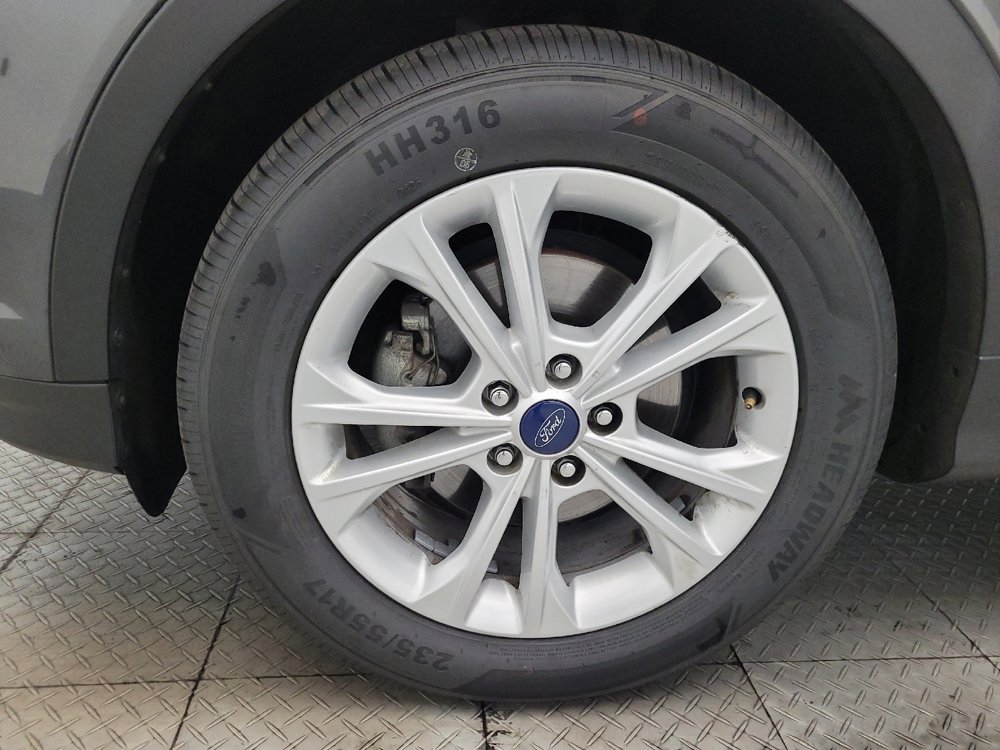 Used 2018 Ford Escape SE image 31