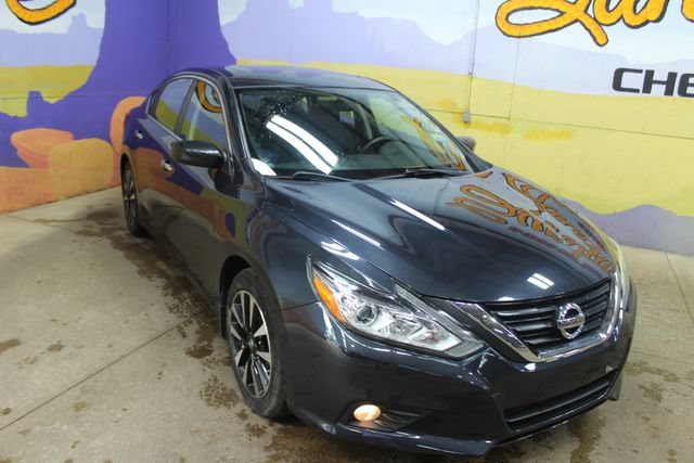 Used 2018 Nissan Altima 2.5 SV FWD image 2