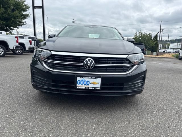Used 2024 Volkswagen Jetta SE FWD image 8