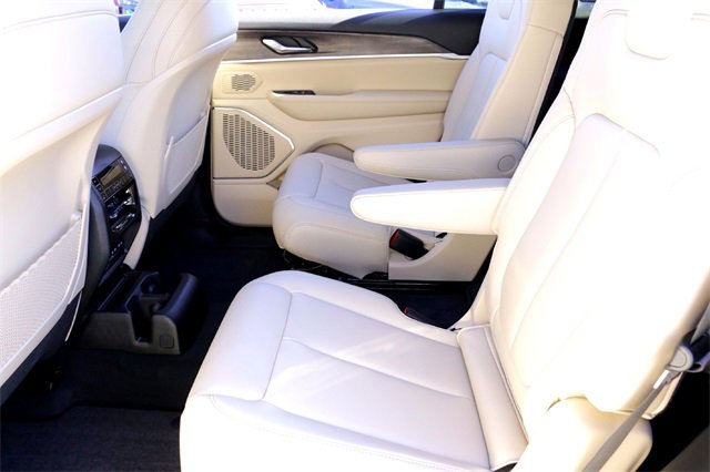 New 2026 Jeep Grand Cherokee L Limited image 18