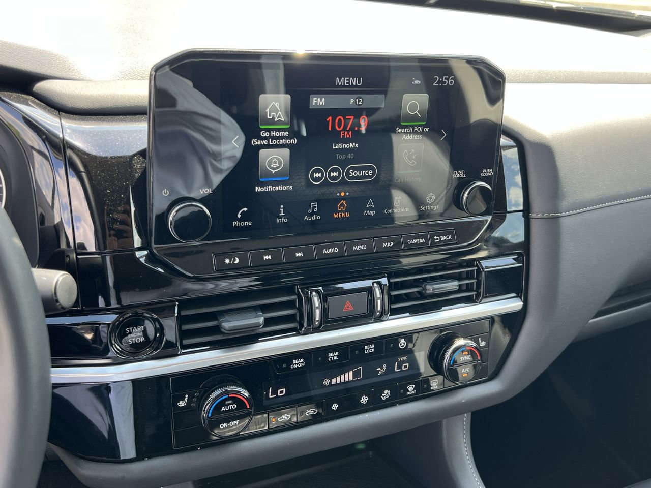 Certified 2025 Nissan Pathfinder SL image 9