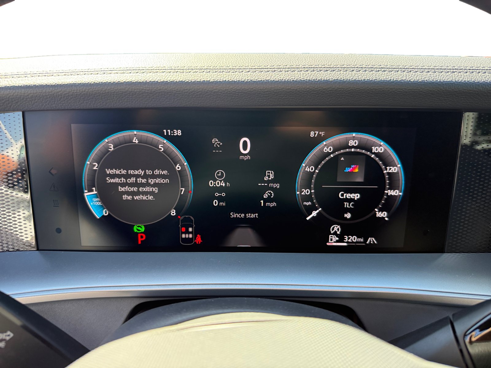 New 2026 Volkswagen Tiguan SE R-Line AWD/4WD image 11