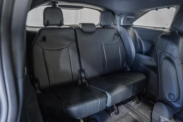 New 2026 Toyota Sienna Platinum image 36