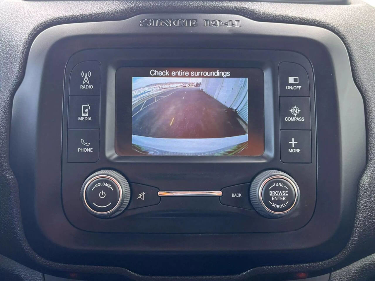 Used 2015 Jeep Renegade Trailhawk w/ Safety & Security Group I image 37