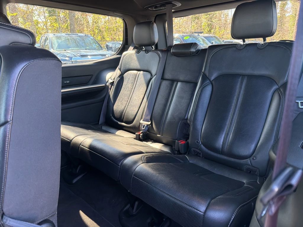 Used 2023 Jeep Wagoneer Series III w/ Preferred Equipment Group image 26