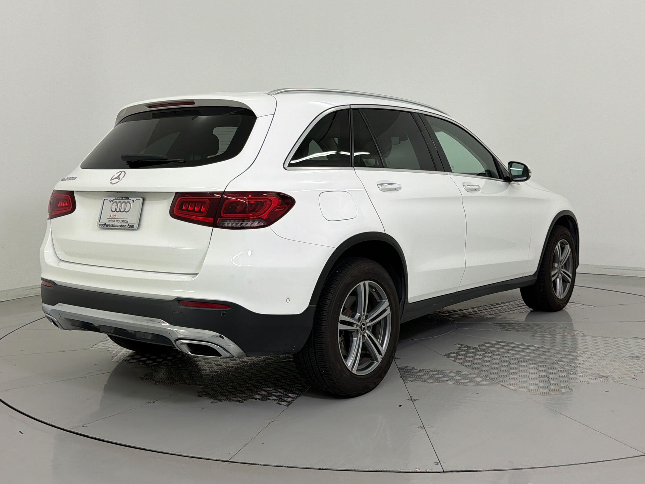 Used 2021 Mercedes-Benz GLC 300 image 9