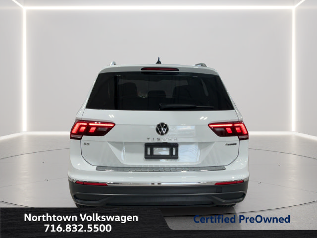 Certified 2024 Volkswagen Tiguan SE AWD/4WD image 4