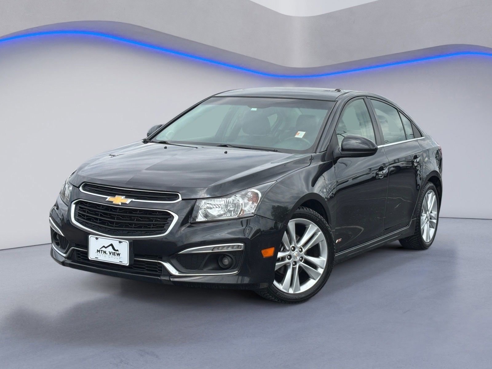 Used 2015 Chevrolet Cruze LTZ w/ Sun, Sound and Sport Package FWD video 2