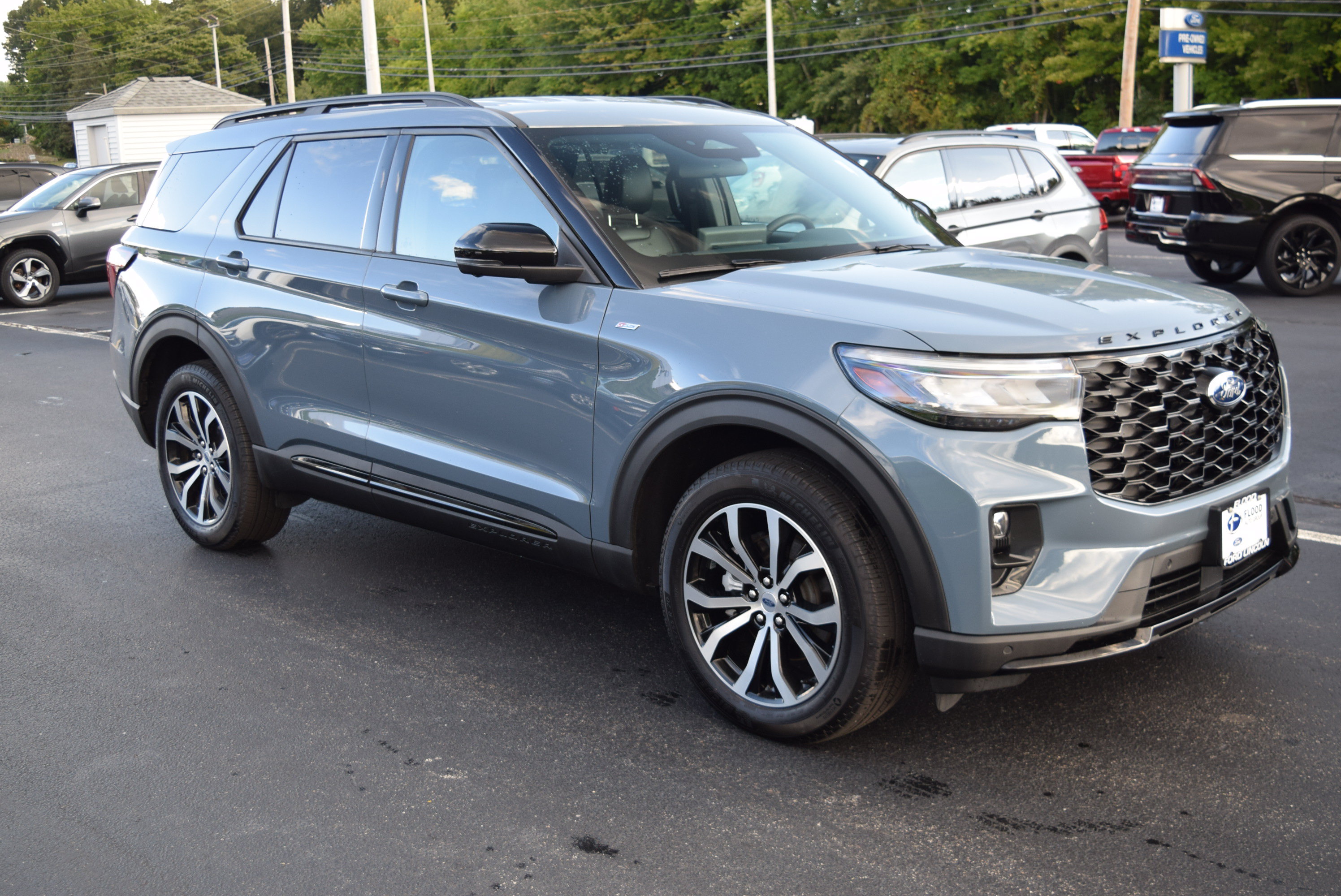 Used 2025 Ford Explorer ST-Line