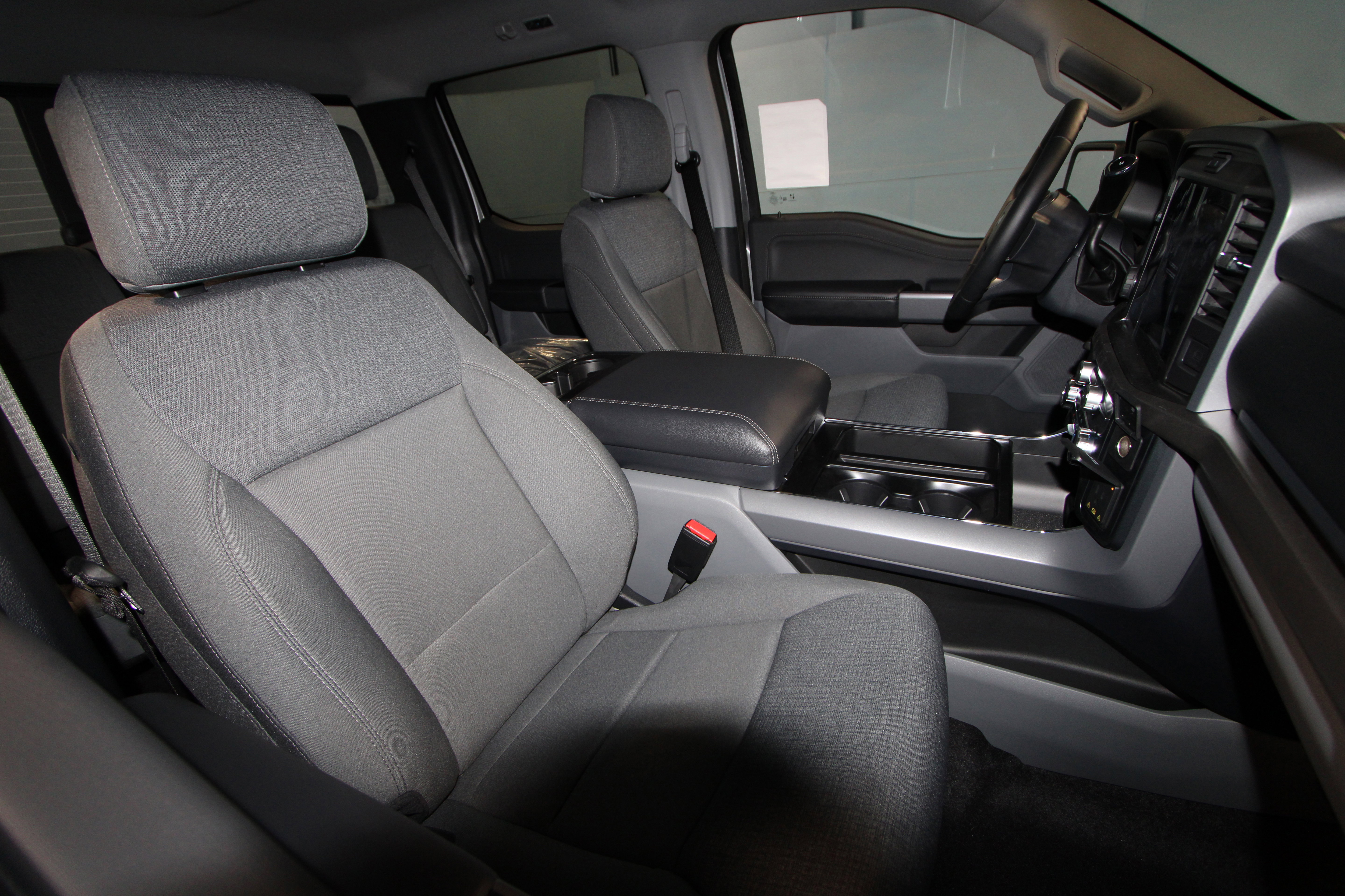 New 2026 Ford F150 XLT w/ Equipment Group 302A MID AWD/4WD image 18