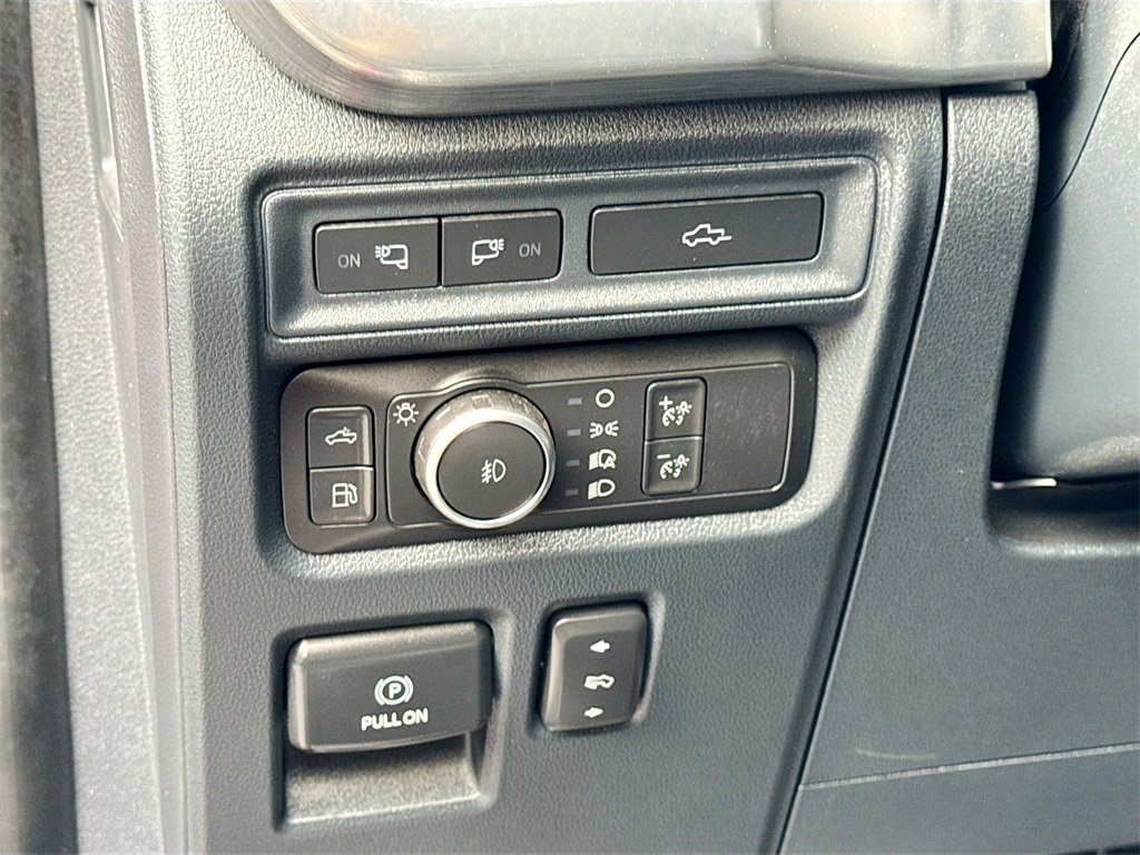 Used 2022 Ford F150 Lariat w/ Equipment Group 502A High image 10