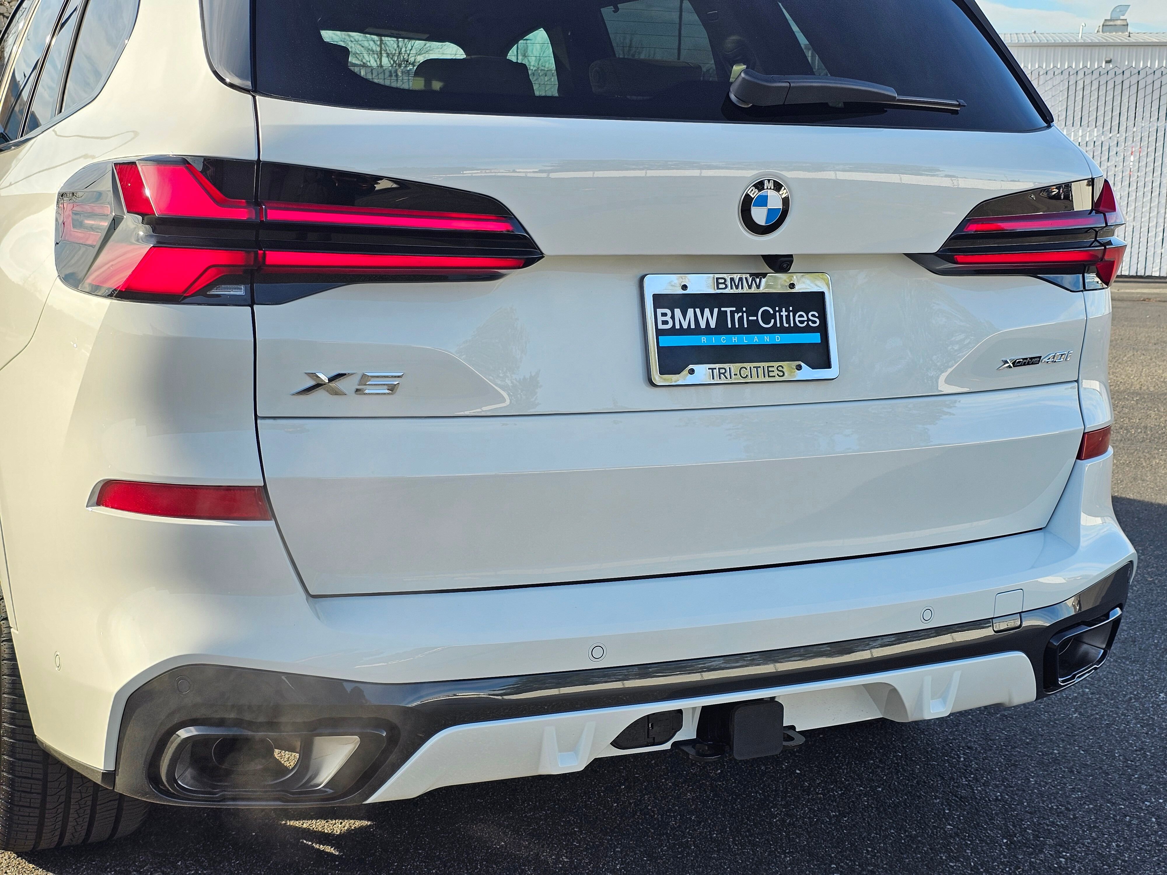 New 2026 BMW X5 xDrive40i w/ Executive Package image 7