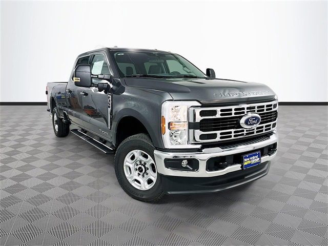 New 2026 Ford F350 XLT image 1