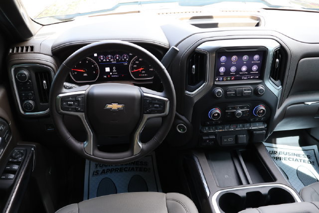 Used 2022 Chevrolet Silverado 2500 LTZ w/ LTZ Premium Package AWD/4WD image 6