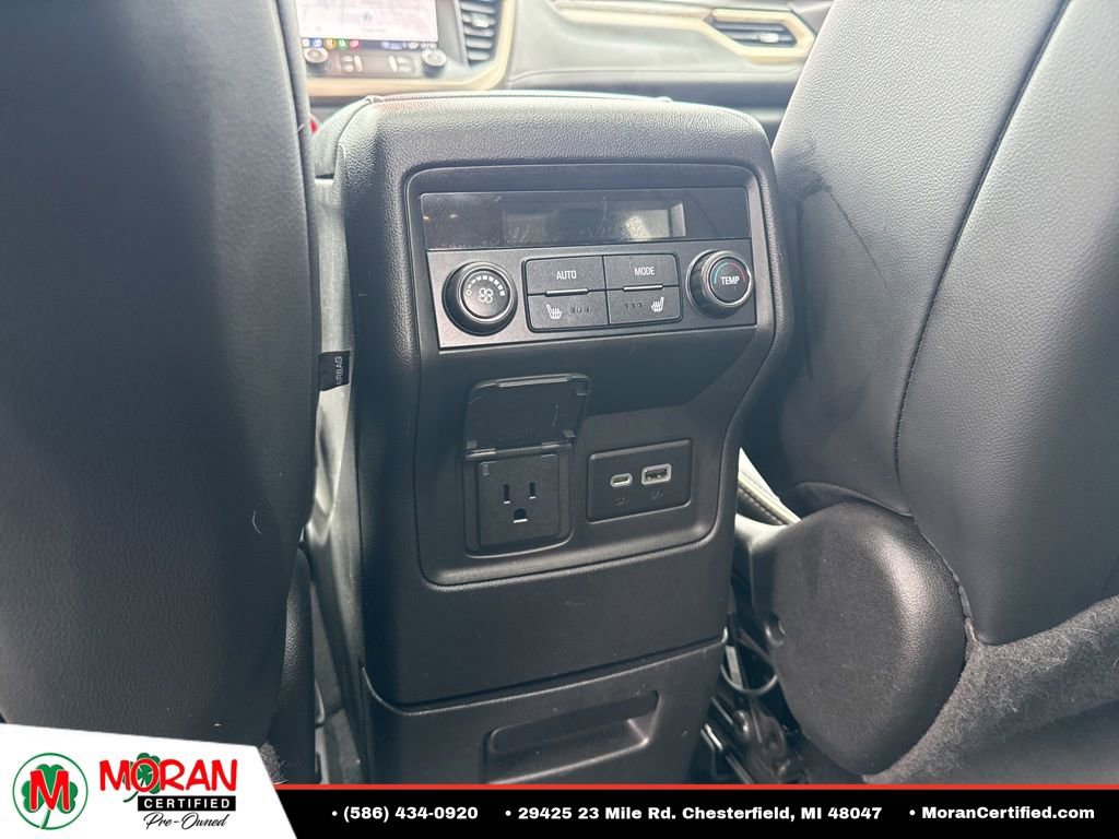 Used 2022 GMC Acadia Denali w/ GMC Pro Grade Package AWD/4WD image 29