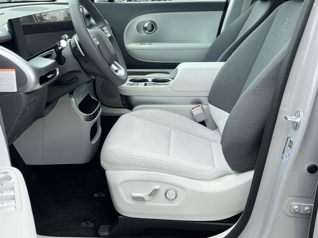 New 2026 Hyundai Ioniq 9 S w/ Tow & Go Package RWD image 10