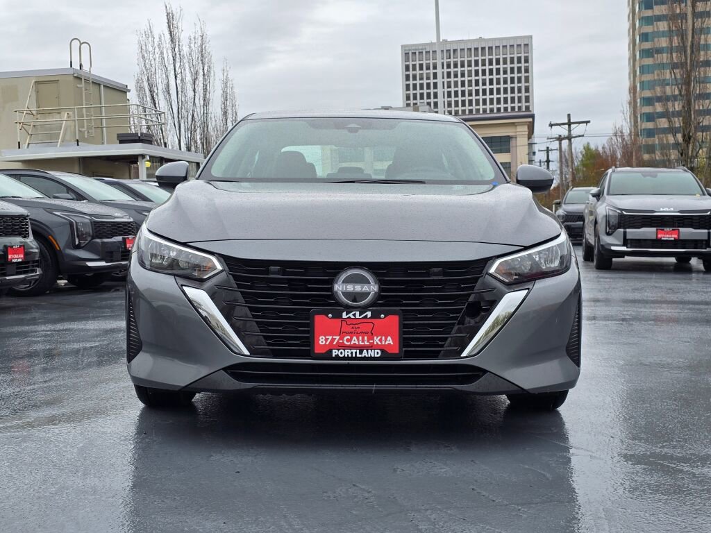 Used 2024 Nissan Sentra SV FWD image 8