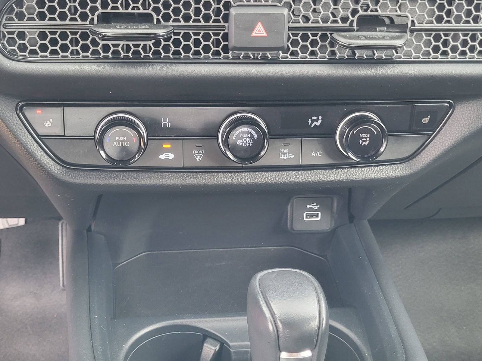 Used 2024 Honda HR-V Sport image 17