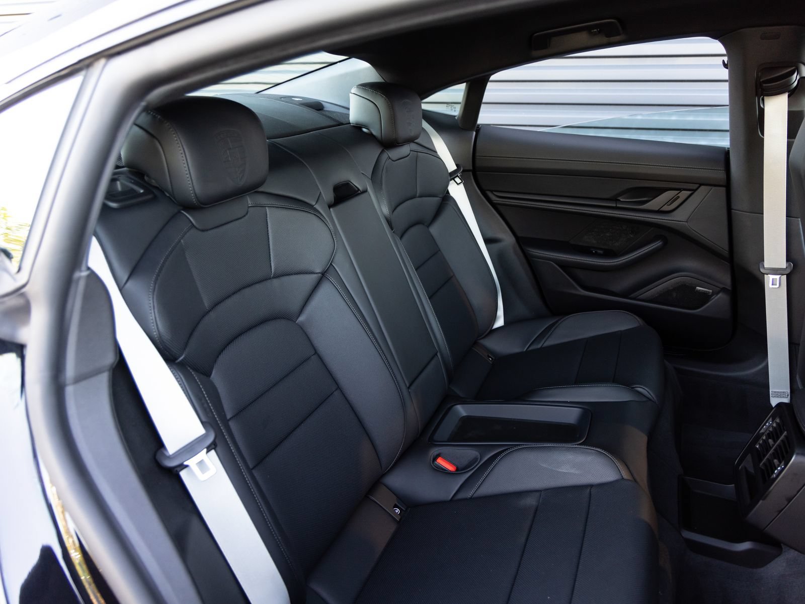 New 2026 Porsche Taycan RWD image 30
