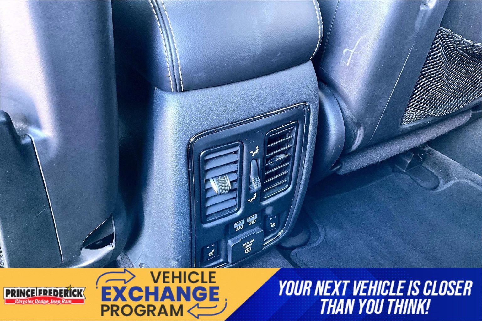 Used 2016 Jeep Grand Cherokee Limited AWD/4WD image 29