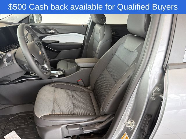 New 2026 Chevrolet Trax LT w/ Driver Confidence Package FWD image 19