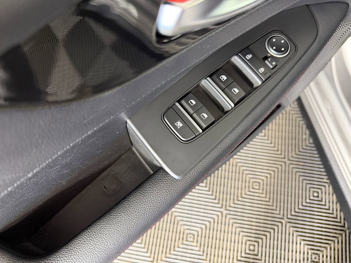 Used 2023 Kia Forte GT w/ GT2 Package FWD image 31