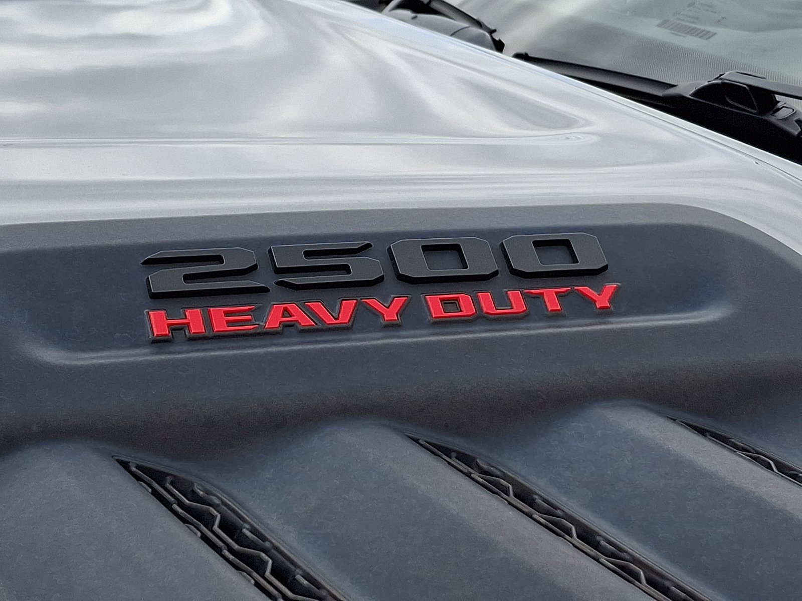 Certified 2024 RAM 2500 Laramie w/ Night Edition AWD/4WD image 33