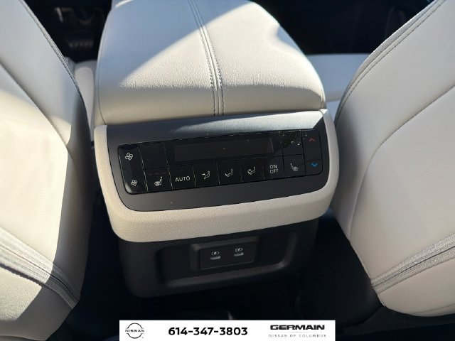 New 2026 Nissan Pathfinder SL w/ SL Premium Package AWD/4WD image 13