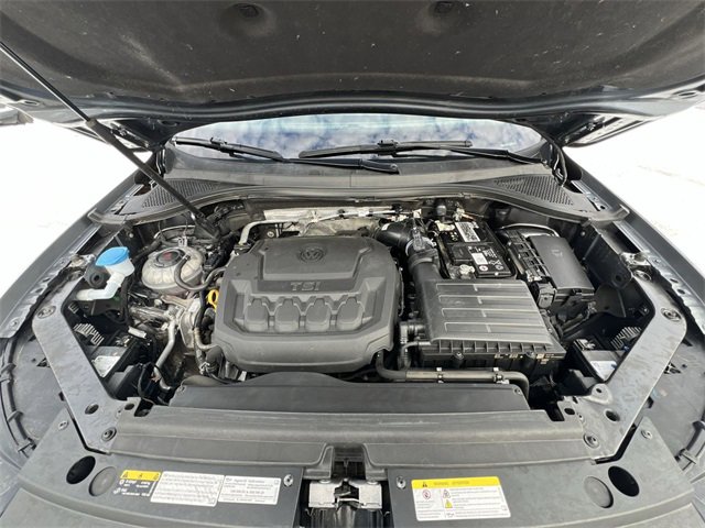 Used 2022 Volkswagen Tiguan SEL R-Line image 13