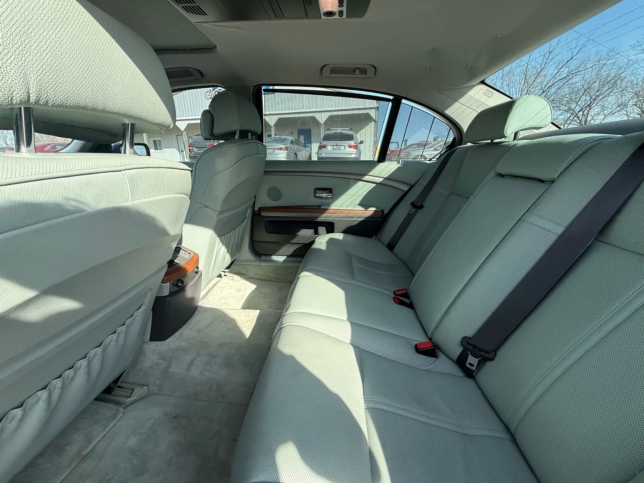 Used 2005 BMW 745Li image 11