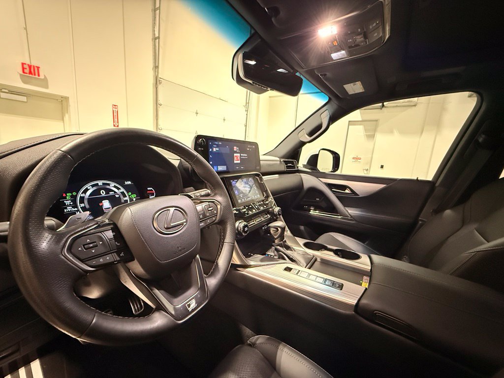 Used 2024 Lexus LX 600 F Sport AWD/4WD image 16