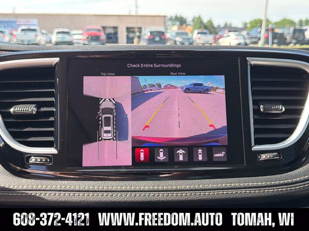 Used 2021 Chrysler Pacifica Limited w/ Premium & Safety Sphere Group AWD/4WD image 20