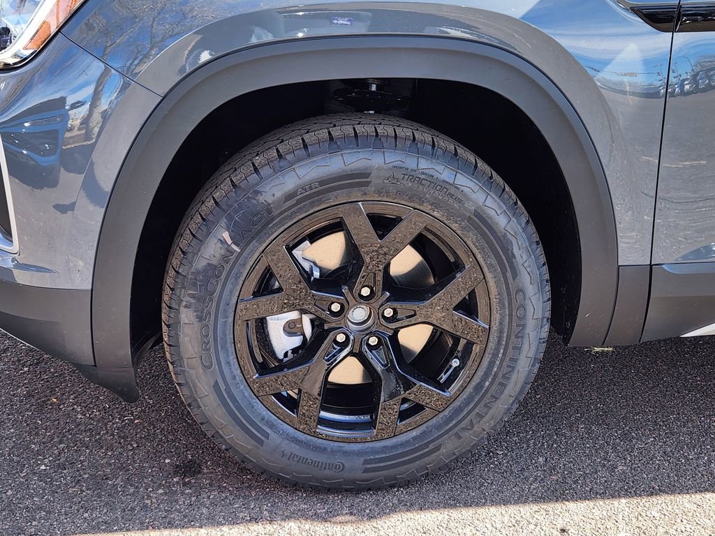 New 2026 Volkswagen Atlas Peak Edition AWD/4WD image 17