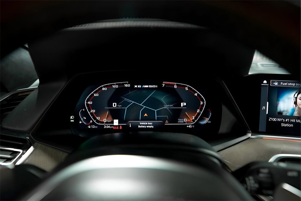 Used 2021 BMW X6 M50i w/ Executive Package image 26