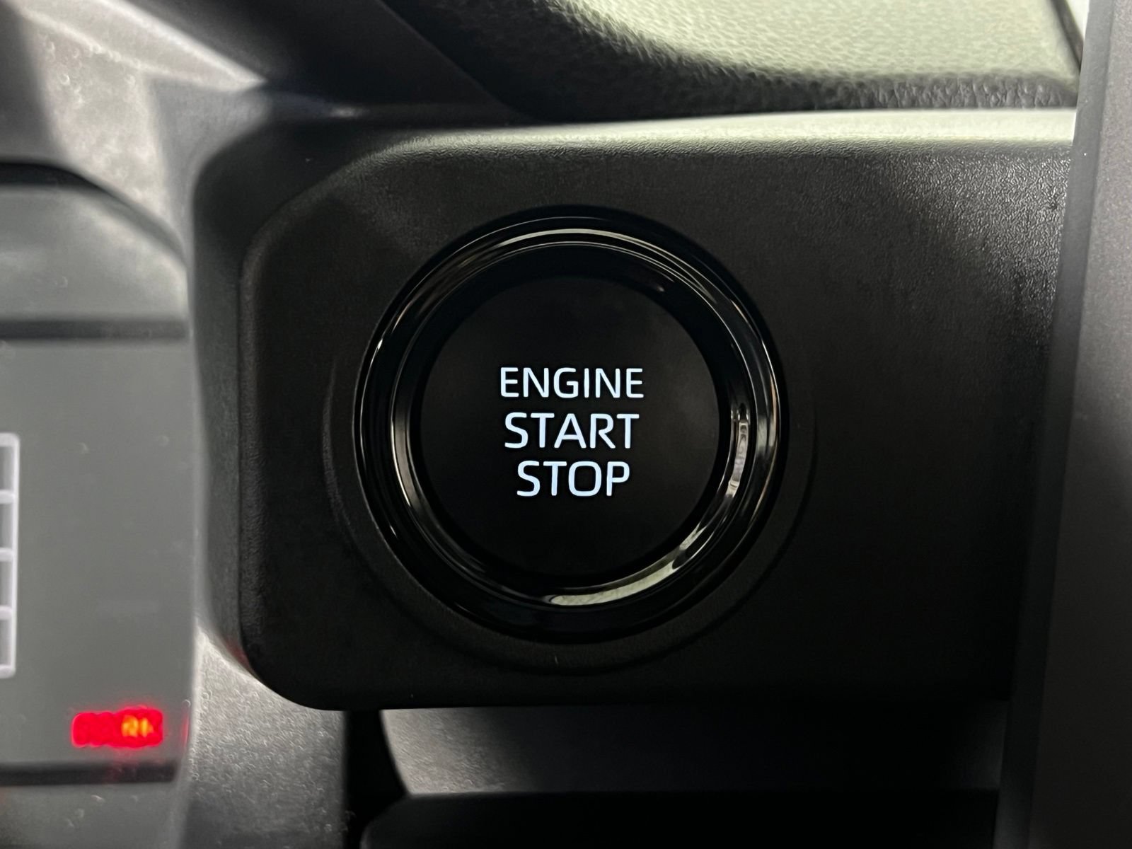 Used 2025 Toyota Tacoma SR RWD image 16