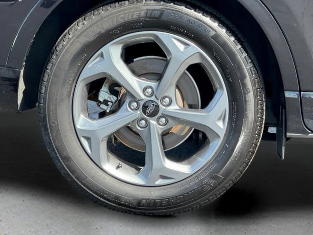 Certified 2024 Ford Escape ST-Line w/ Tech Pack #1 FWD image 9