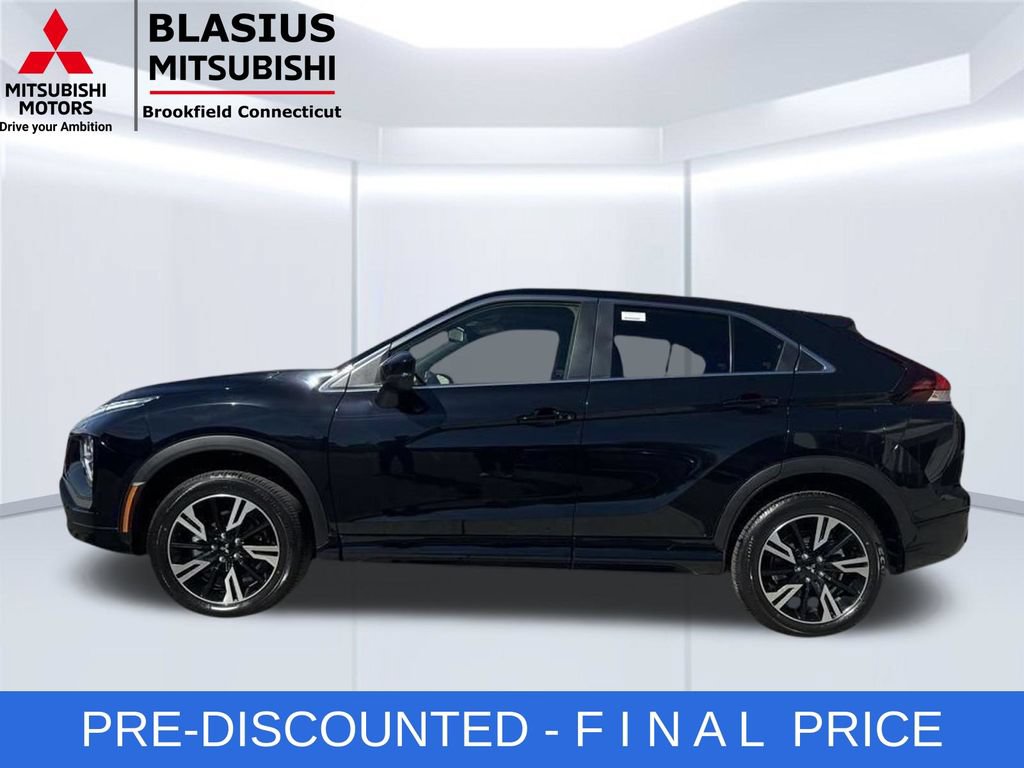 Used 2025 Mitsubishi Eclipse Cross SEL AWD/4WD image 3