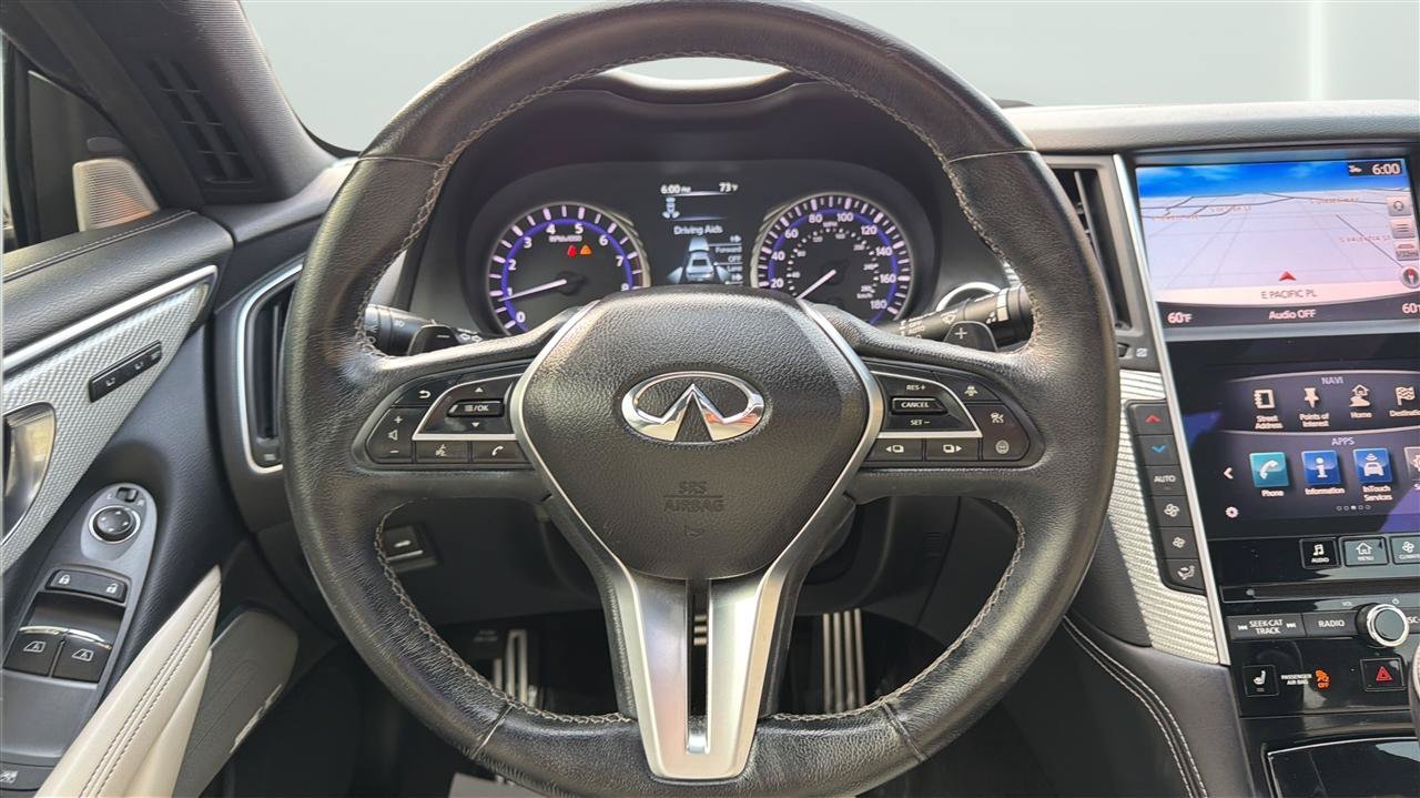 Used 2017 INFINITI Q60 Red Sport 400 RWD image 25