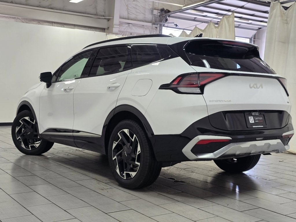 Used 2024 Kia Sportage SX image 16