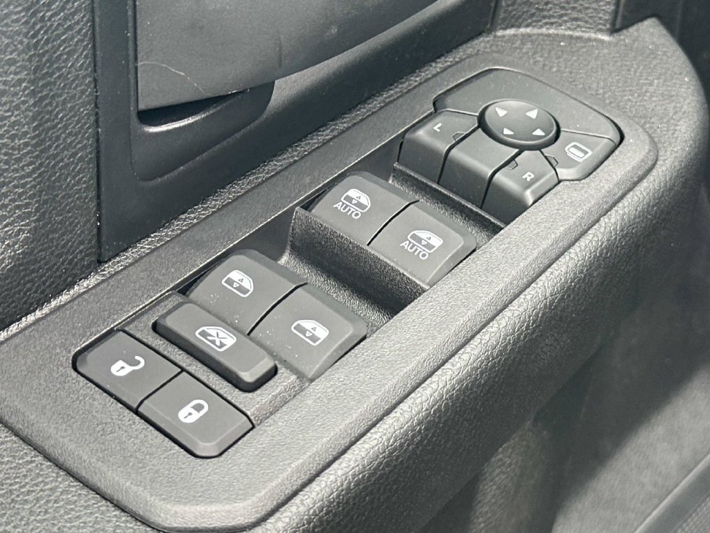 New 2026 RAM 3500 Tradesman AWD/4WD image 18