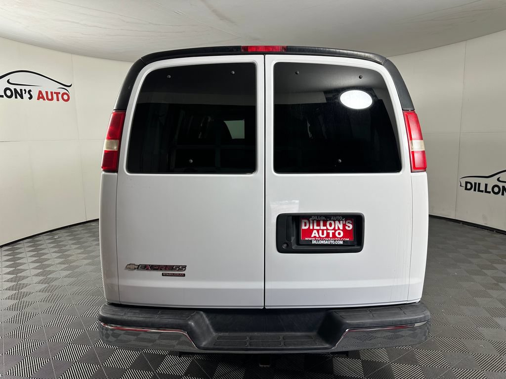 Used 2014 Chevrolet Express 2500 LT w/ LT Preferred Equipment Group RWD image 5