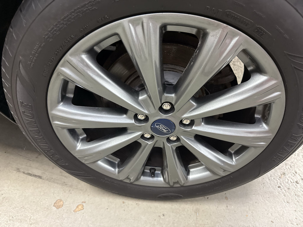 Used 2018 Ford Escape Titanium AWD/4WD image 36