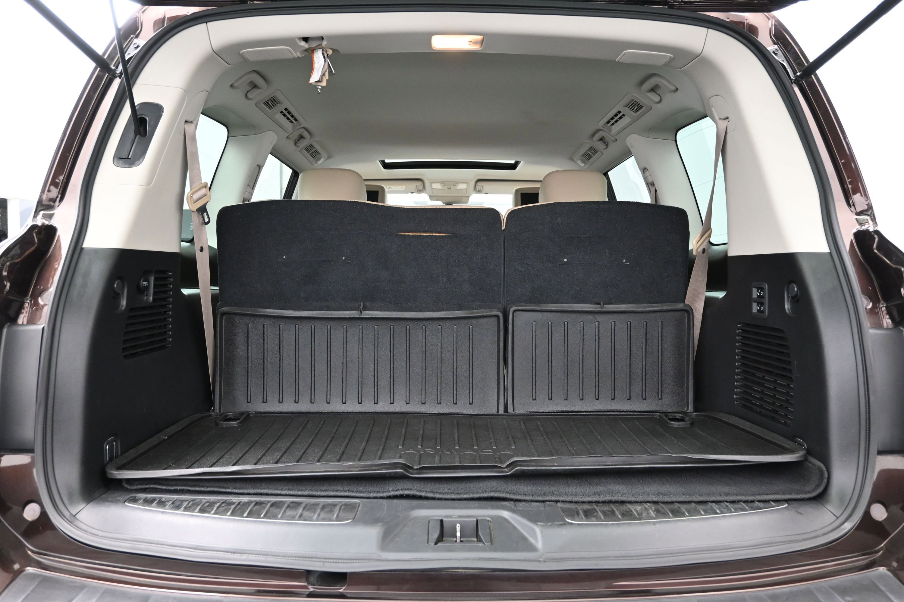 Used 2018 Nissan Armada Platinum w/ Captain Seat Package RWD image 7