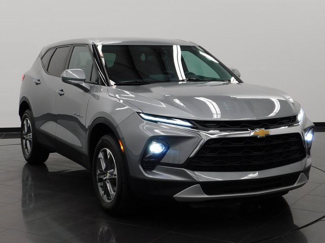 Used 2023 Chevrolet Blazer LT video 1